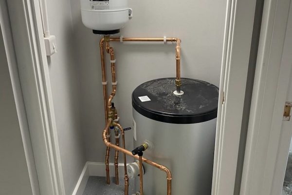 Flat refurb, no more gas!!! Installed instinct ideal unvented direct water cylinder.
